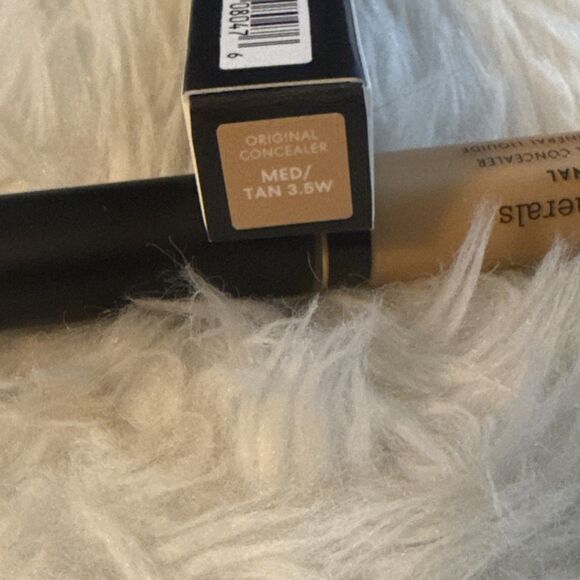 bareMinerals Original Liquid Mineral Concealer Medium Tan 3.5W NEW - Picture 2 of 3